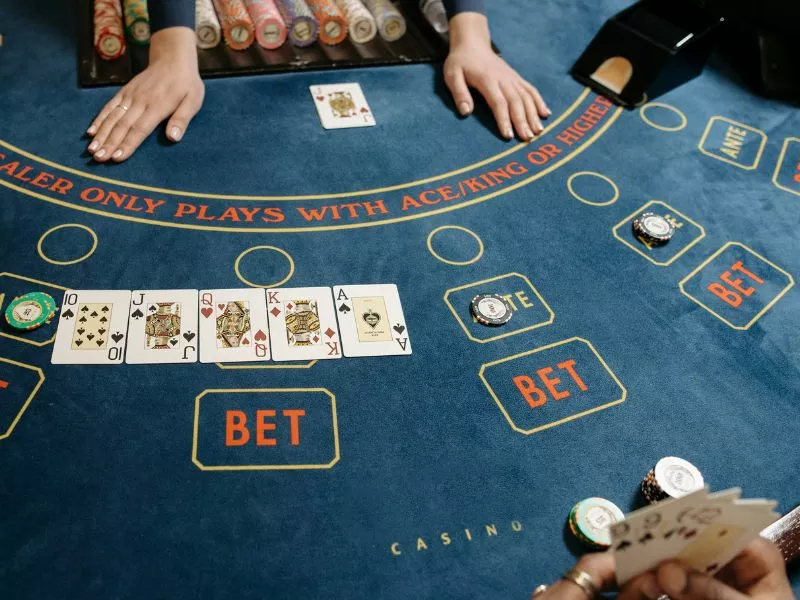 tổng hợp kinh nghiệm chơi baccarat m88 đầy đủ và chi tiết nhất 2 lựa chọn cửa cược thông minh